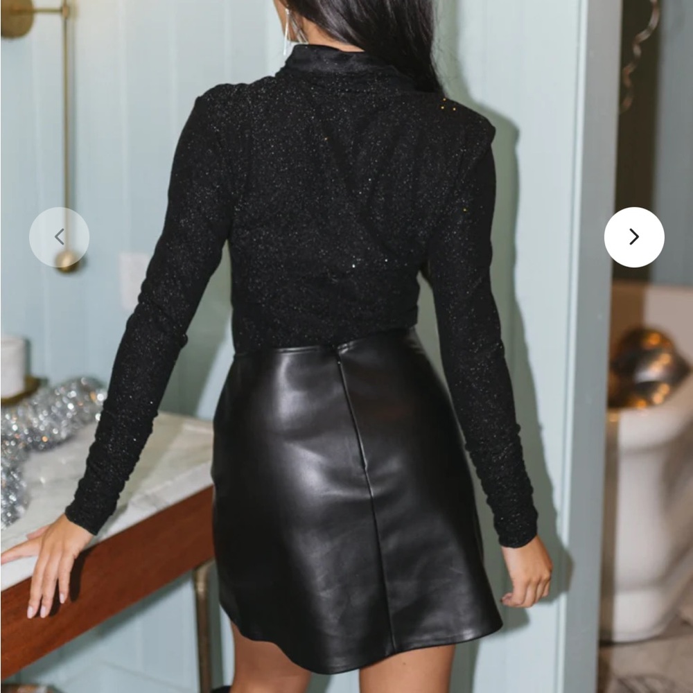 Black sparkly bodysuit - size small